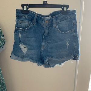 Mid rise denim shorts